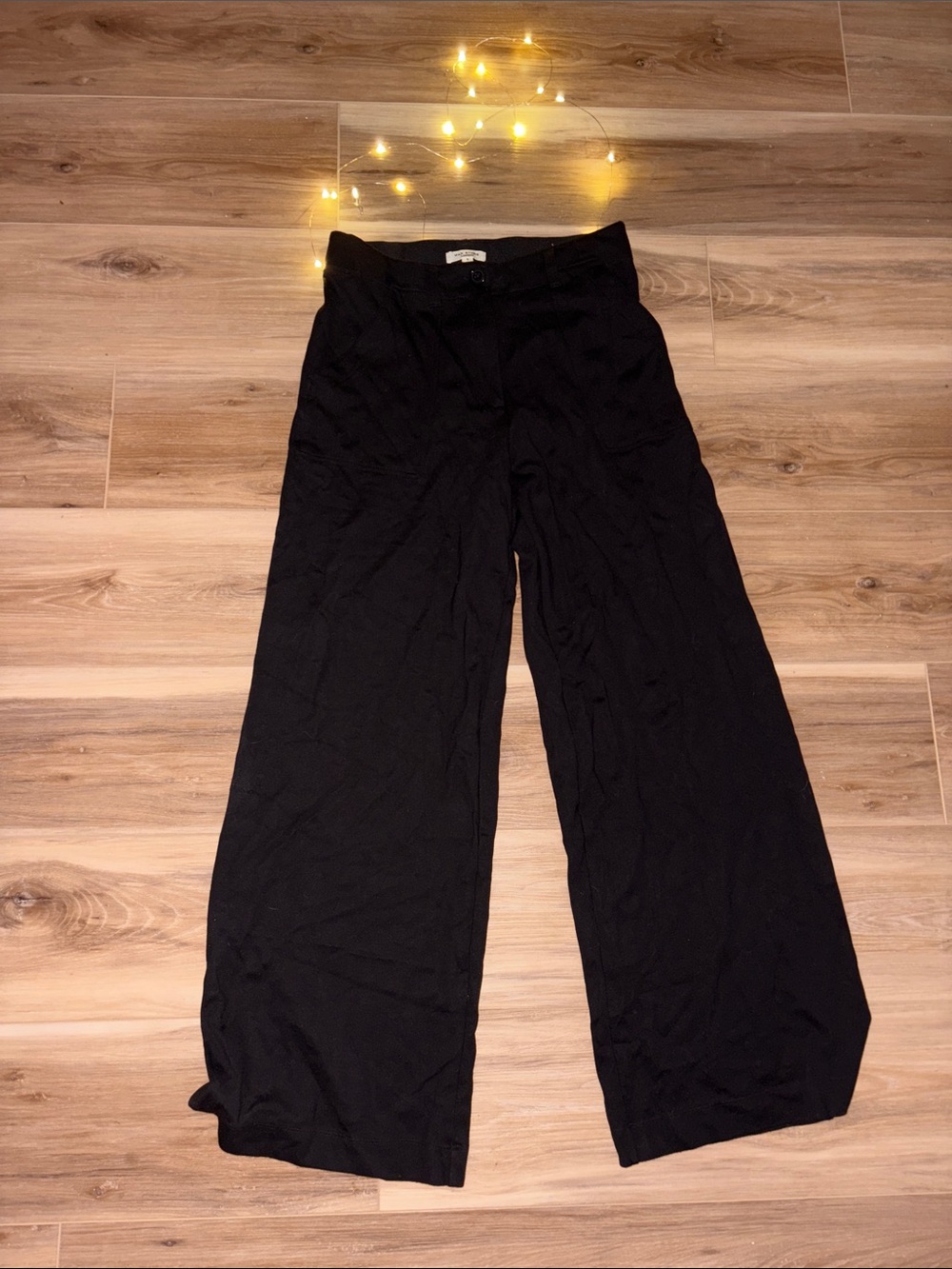 Max Studio Wide Leg Trousers MEASUREMENTS PICTURED